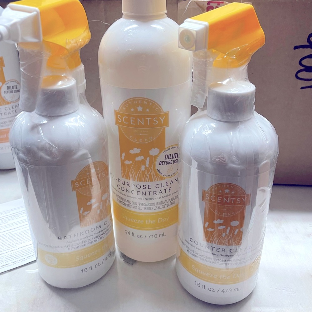 Scentsy Squeeze the Day Cleaning Bundle